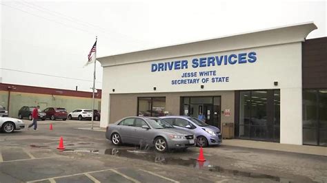 Illinois Driver And Vehicle Services Facilities Reopen