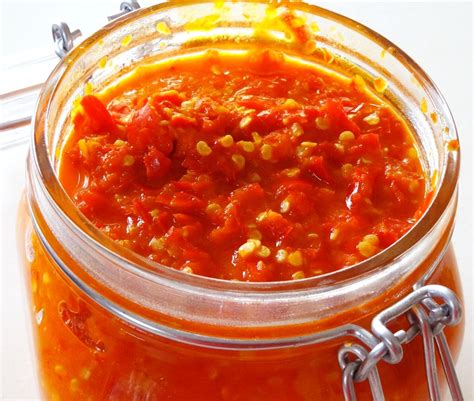 Add the shallot and garlic and cook over moderate heat, stirring, until golden, about 3 minutes. Garlic Chilli Sauce | Recipe | Recipes with chili garlic ...