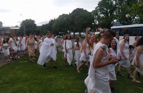 Toga Party Under Way Otago Daily Times Online News
