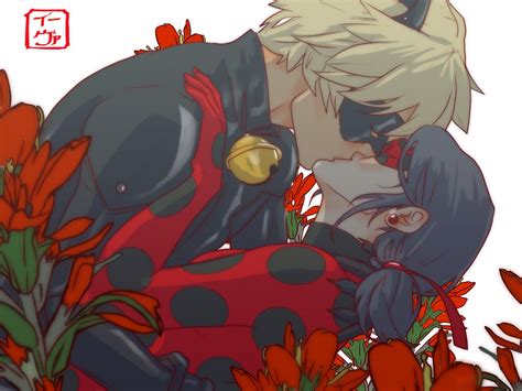Anime Kiss Ladybug And Cat Noir Canvas Data
