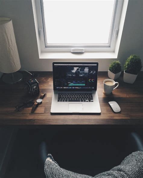 Wonderfully Minimal Workspaces For Your Inspiration Workspace