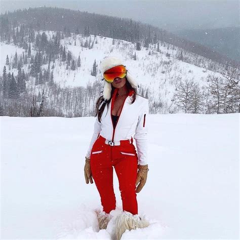 Super Cute Ski Outfits For Women Ski Bunny Winter Style