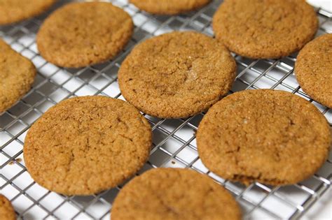 The Best Old Fashioned Gingersnap Cookies Its A Lovely Life