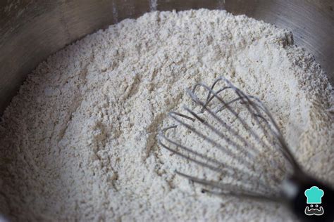 Pão com farinha de sorgo - Fácil