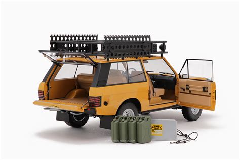 Camel trophy was the ultimate test of man and machine, pushing both to the limits of human and mechanical endurance. Range Rover "Camel Trophy" Papua New Guinea 1982 1:18 by ...