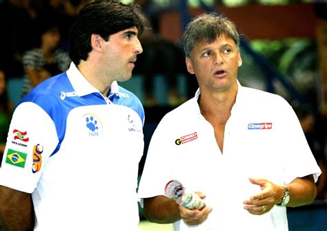 Jun 13, 2021 · renan dal zotto, técnico da seleção, tem alta após 36 dias internado renan e bernardinho foram companheiros de seleção na conquista da prata das olimpíadas de los angeles, em 1984. Mundo do Vôlei: Mercado Nacional: Renan Dal Zotto segue ...