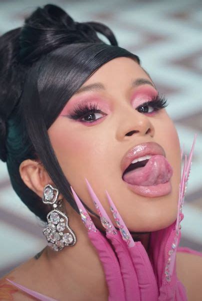 Cardi B Achieves 2 More Records With Her Song Wap Yaay Music