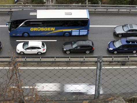 Der lügenwelt wird die krone aufgesetzt, im namen von «corona» die, laut. Gotthard-Strassentunnel wird einmal mehr zur Geduldsprobe ...