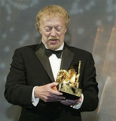 Phil Knight Net Worth Year The Assets Of Co Founder Of Nike