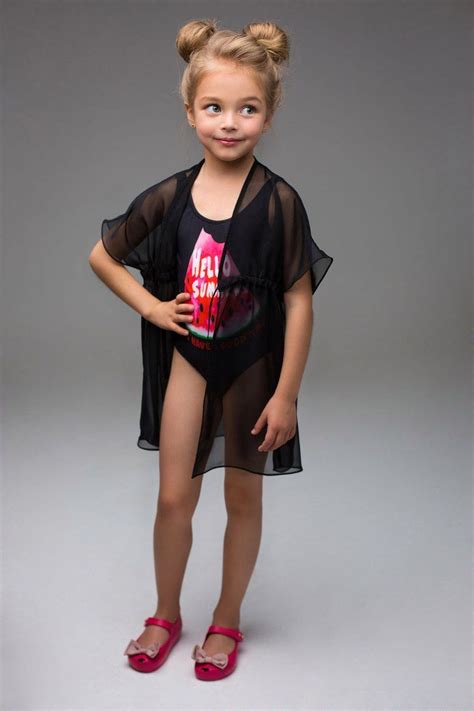 vk Мода для десятилетнего ребёнка Позы девочек Детская мода