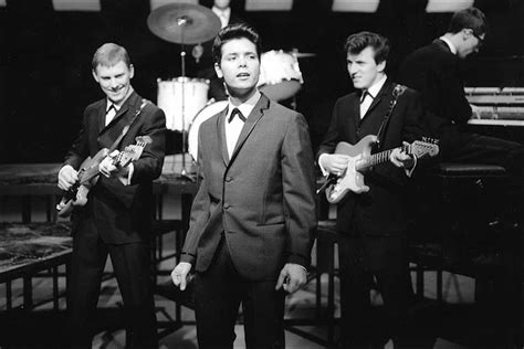 Bbc News In Pictures In Pictures Cliff Richard And The Shadows