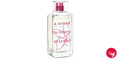 Issey miyake designed issey miyake perfume in 1992. A Scent Soleil de Neroli Issey Miyake perfume - a ...