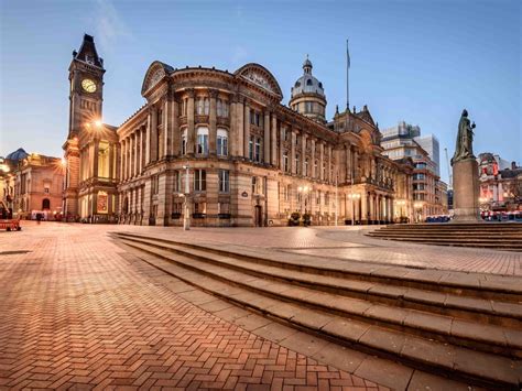 Join A Virtual Walking Tour Of Birminghams Famous Landmarks Express