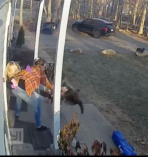 Video Shows Ct Mom Save Screaming Daughter From Attacking Raccoon