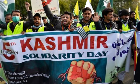 In Pictures Pakistanis Come Together To Mark Kashmir Solidarity Day