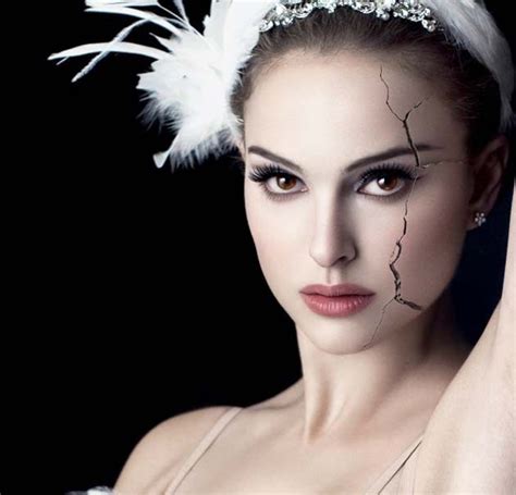 Natalie Portman Black Swan Darren Aronofsky 2010 Black Swan Makeup
