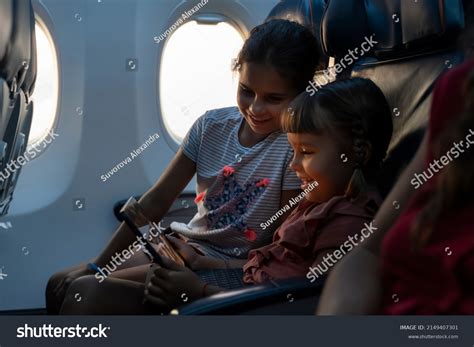2193 Kid Airplane Seat Images Stock Photos And Vectors Shutterstock