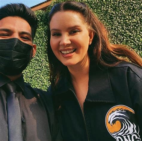 Marlene Wiildatyosemite Posted On Instagram “lana With An Awesome Fan🤍🤩 Via Delaeazy