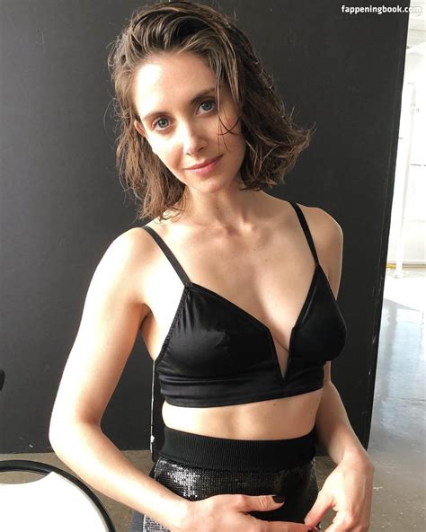 Alison Brie Nude The Fappening Photo 1639543 FappeningBook