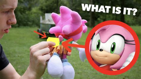 I Found Something Inside Amy Rose What Is It Youtube
