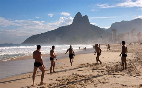 ipanema beach heart of brazilian beach culture galaraga vingle travel travelbrazil