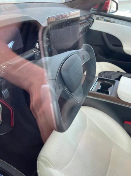 Tesla Model S Refresh Spotted In Kettleman City Shows Up Close Look At