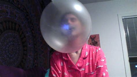 Blowing Lots Of Bubblegum Bubbles Youtube