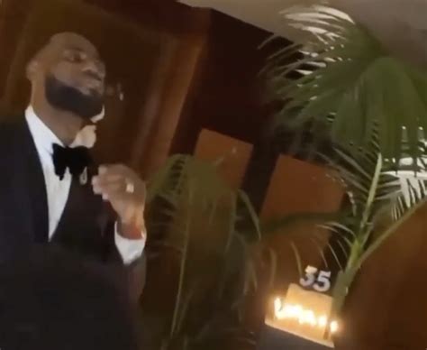 Report LeBron James Celebrated Birthday With Lakers Teammates At Famed Hollywood Strip Club