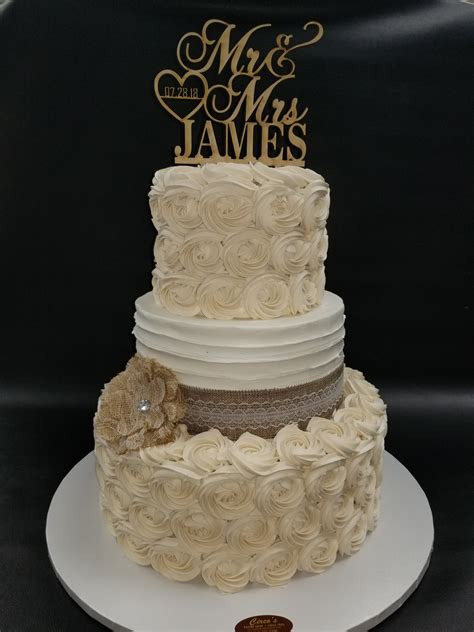 Burlap And Rosette Style Wedding Cake W186 Circos Pastry Shop