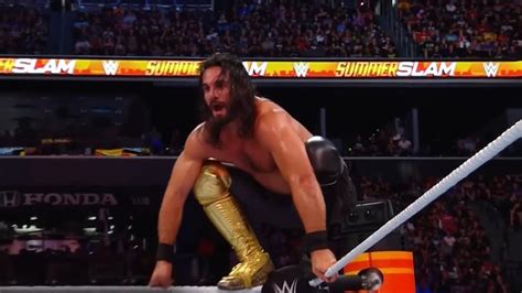 Wwes Seth Rollins Dressed Like Infinity Wars Thanos For Summerslam