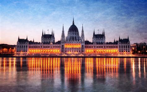 Olhando Da Janela Do Trem Parlamento Budapeste Hungria