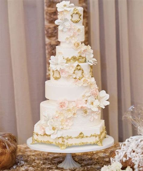 30 Most Luxurious Wedding Cakes You Will Love Modwedding White And