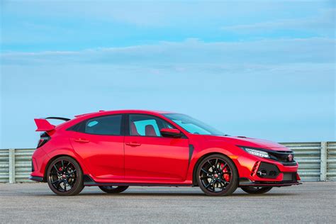 The honda civic type r hot hatch is headed to the u.s. 2011 Honda Civic Type R Euro Launched in Japan - autoevolution
