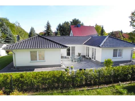 Bungalow bauen 118 bungalows mit preisen grundrissen. Bungalow 3-125-U - Einfamilienhaus von Elbe-Haus ...