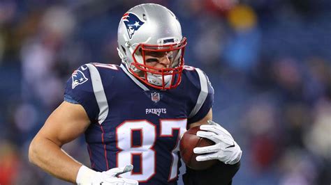 Patriots Gronkowski Returns To Practice For 1st Time Since Suffering