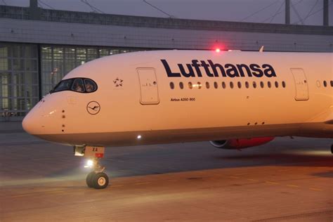 Fotobericht Lufthansa A350 900 Erstmals Auf Künftigem Heimatflughafen