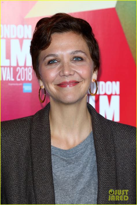 Maggie Gyllenhaal Says The Kindergarten Teacher S Tight Budget Involved Getting Totally Naked