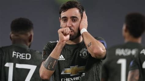Head to head statistics and prediction, goals, past matches, actual we found streaks for direct matches between real sociedad vs manchester united. Man Utd need to build around Bruno Fernandes, not use him to fill holes