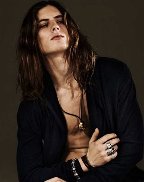 Are guys with long hair attractive? Pin by Lisa Rosovsky on Hotties with Long Hair !!!! | Long ...