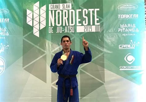 Destaque NÍsia Florestense Paulinho Morais Conquista Medalha De Ouro