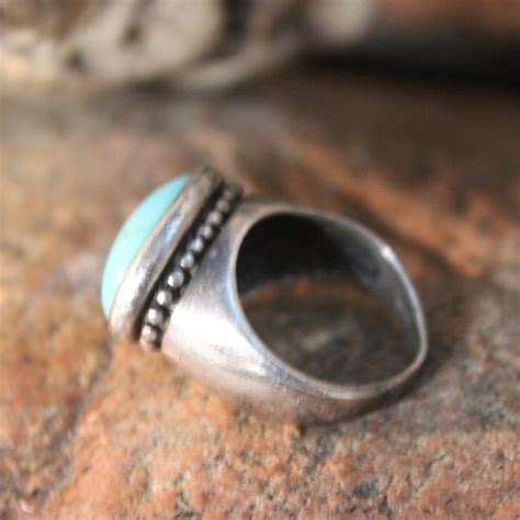 Large Southwestern Sterling Silver Turquoise Ring 7 1 Grams Vintage