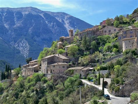 Vacances En France Les 10 Plus Beaux Villages Du Vaucluse