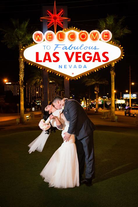 Las Vegas Destination Weddings Leave Your Hair And Makeup To Us Hair