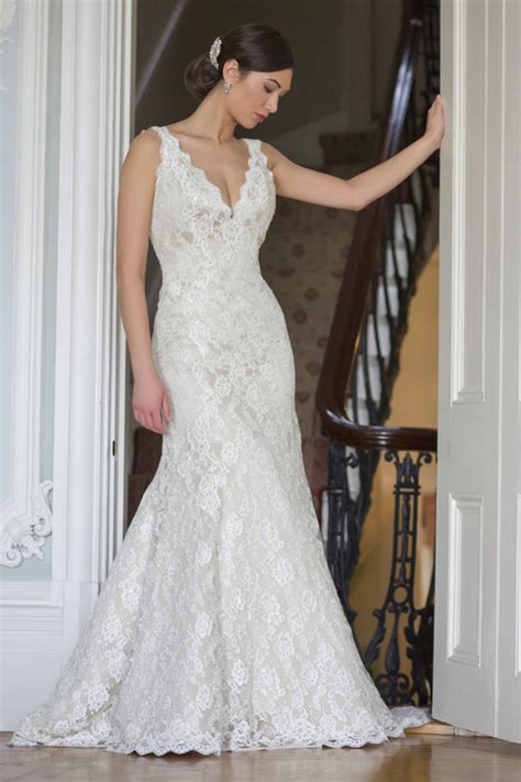Romantic Fit And Flare Wedding Dress Kleinfeld Bridal