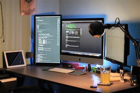 Few desks outside of luxury furniture stores are made of solid wood anymore. Wonderful-Workspace-Cool-Computer-Setups-Gaming-Led ...