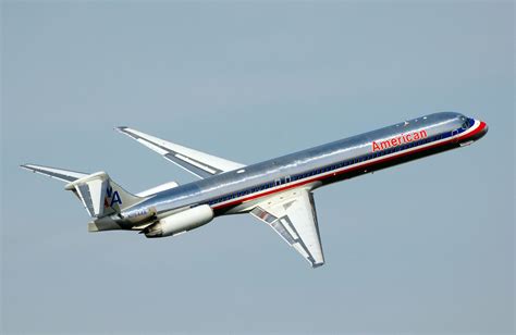 Pretty Shiny And Loud Why Aviation Lovers Will Miss The Md 80 The