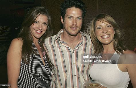 Tv Hosts Melanie Symons And Laura Csortan With Amwerican Actor Jason News Photo Getty Images