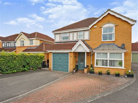 4 Bed Detached House For Sale In Yeats Close Swindon Sn25 Zoopla