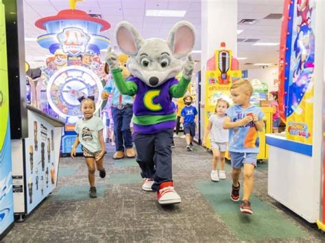 Chuck E Cheese Franchise Owner Salary Profit And Revenue 2023