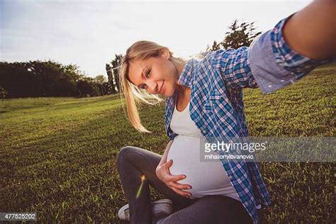 Pregnant Selfie Photos And Premium High Res Pictures Getty Images